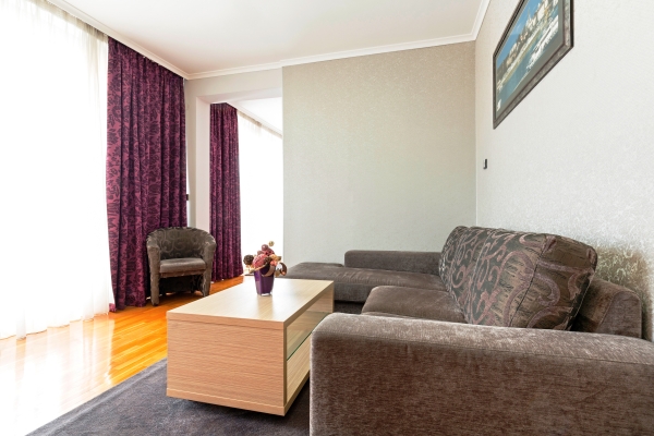 Hotel Nevski (Belgrad)